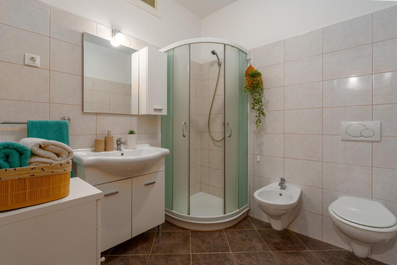 Studio Apartments Pinia-Marina Poreč Dış mekan fotoğraf